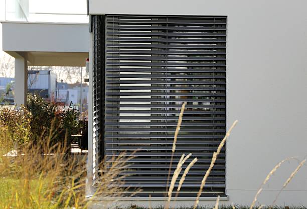 Outdoor blinds